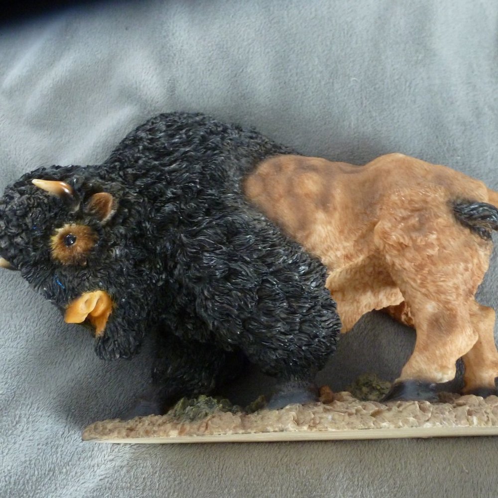 Large Charging Bison Statue 14” – Wild Angry Buffalo Sculpture | Western Decor